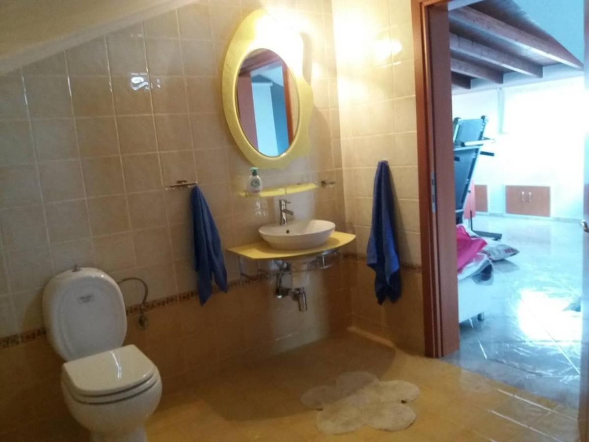 Attic Family Apartment Παραλία Διονυσίου Εξωτερικό φωτογραφία