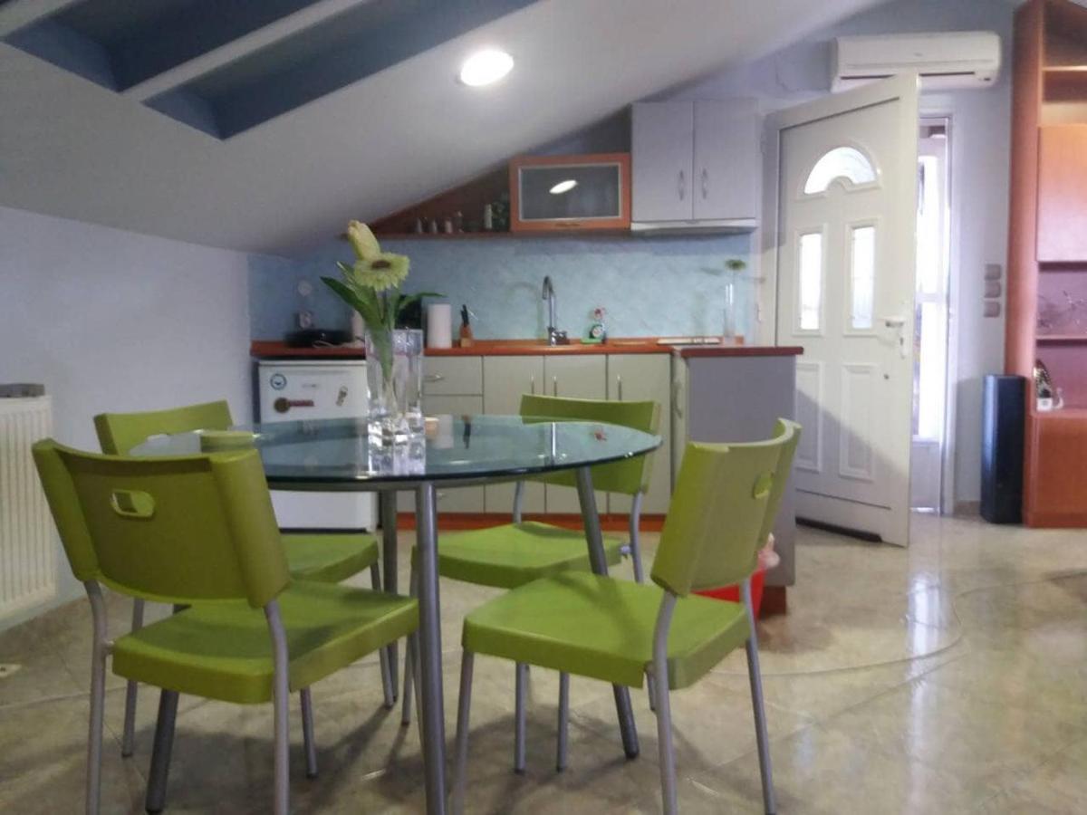 Attic Family Apartment Παραλία Διονυσίου Εξωτερικό φωτογραφία