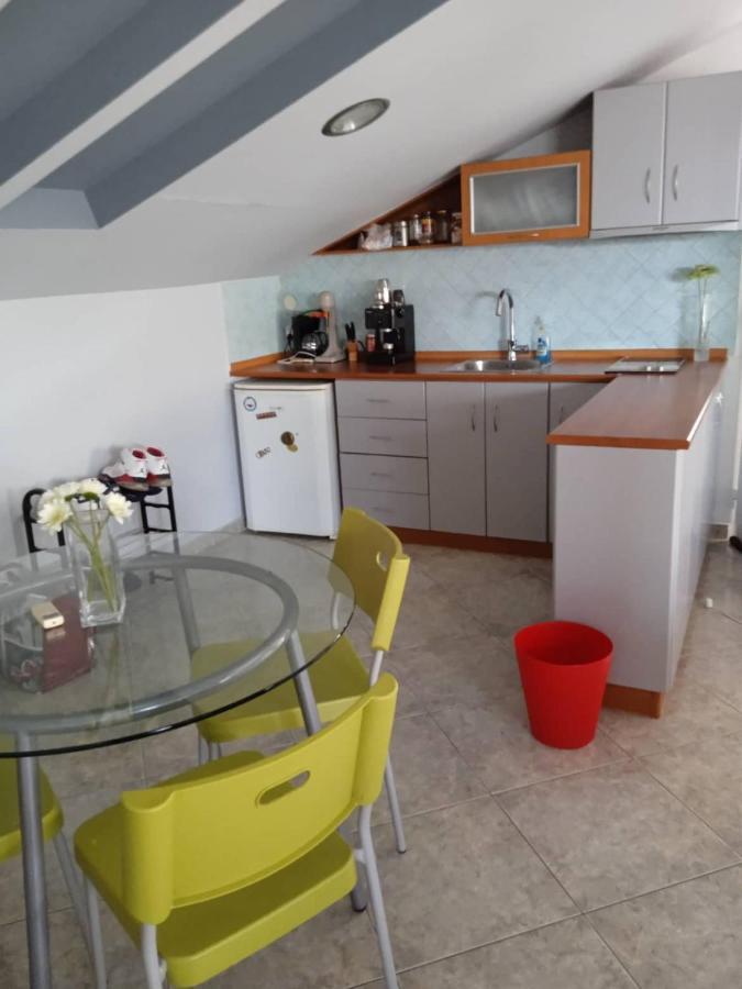 Attic Family Apartment Παραλία Διονυσίου Εξωτερικό φωτογραφία
