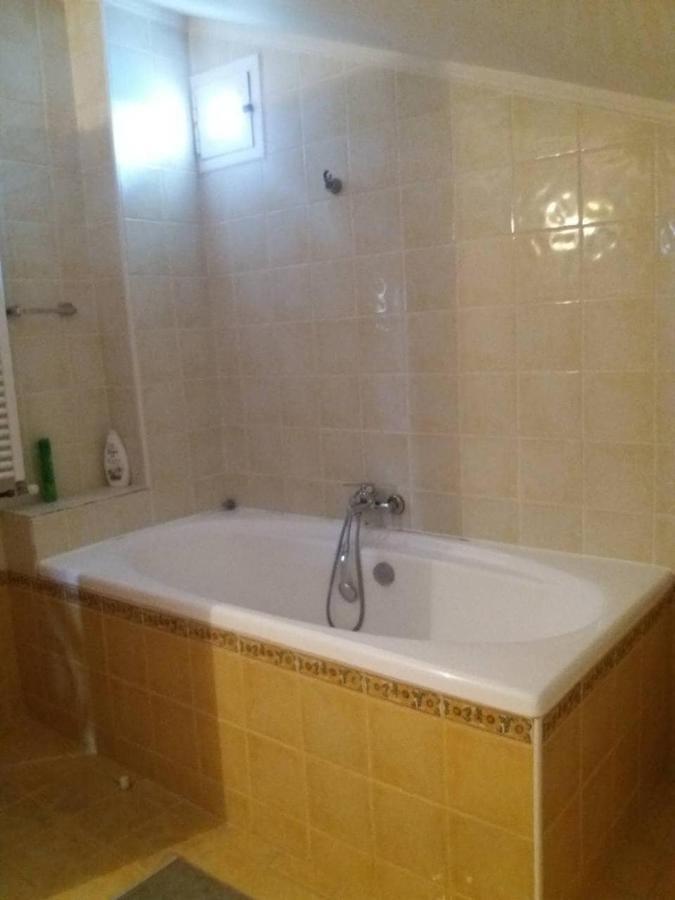 Attic Family Apartment Παραλία Διονυσίου Εξωτερικό φωτογραφία