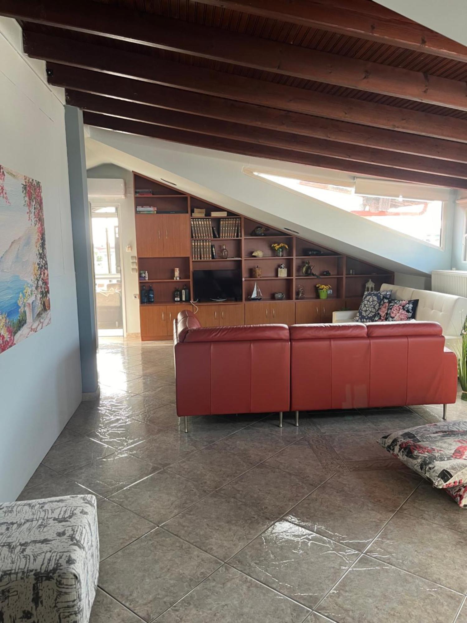 Attic Family Apartment Παραλία Διονυσίου Εξωτερικό φωτογραφία